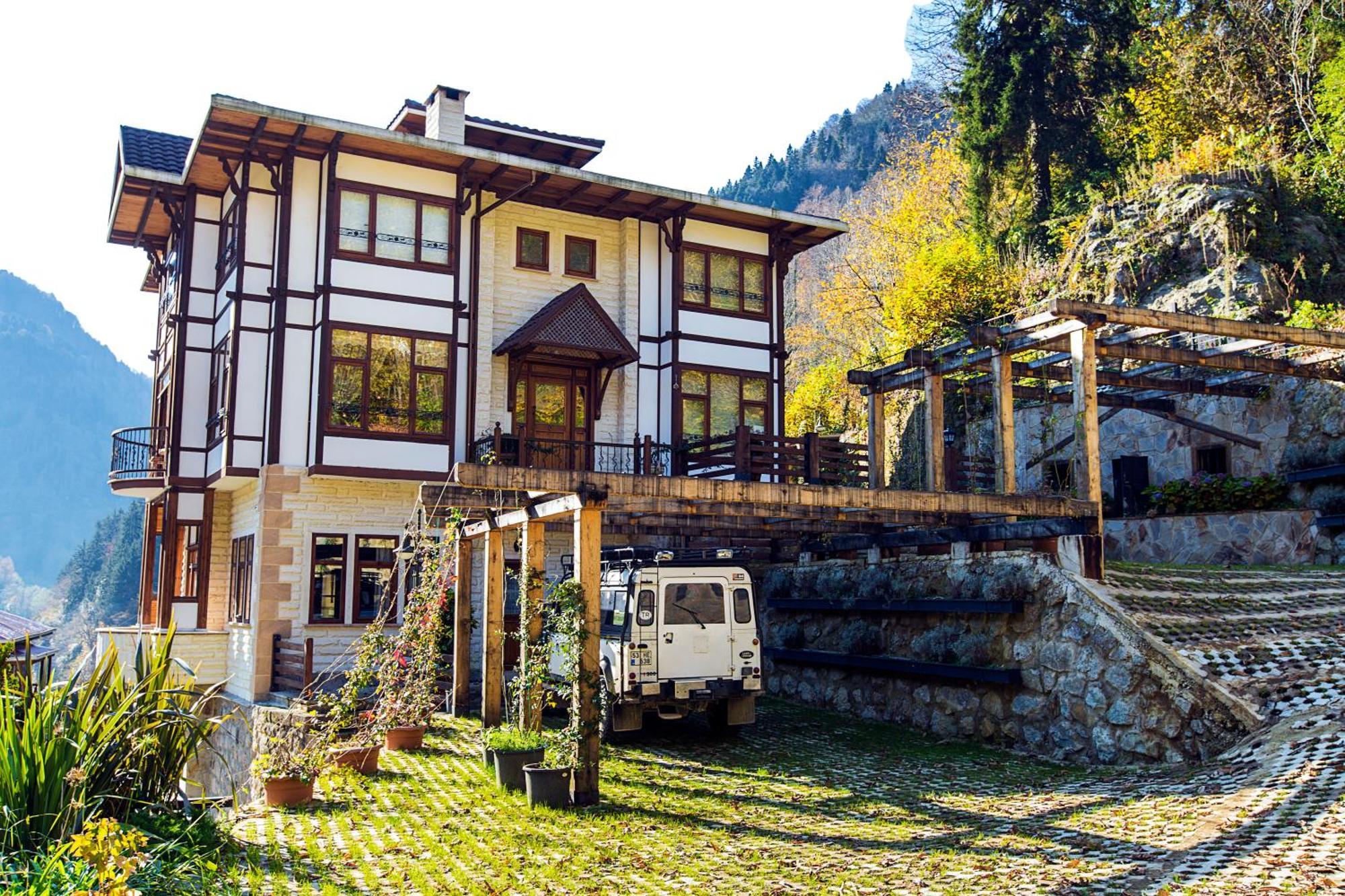 Dervish Çamlıhemşin